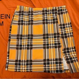 SHEIN Yellow and Black Plaid Mini Skirt